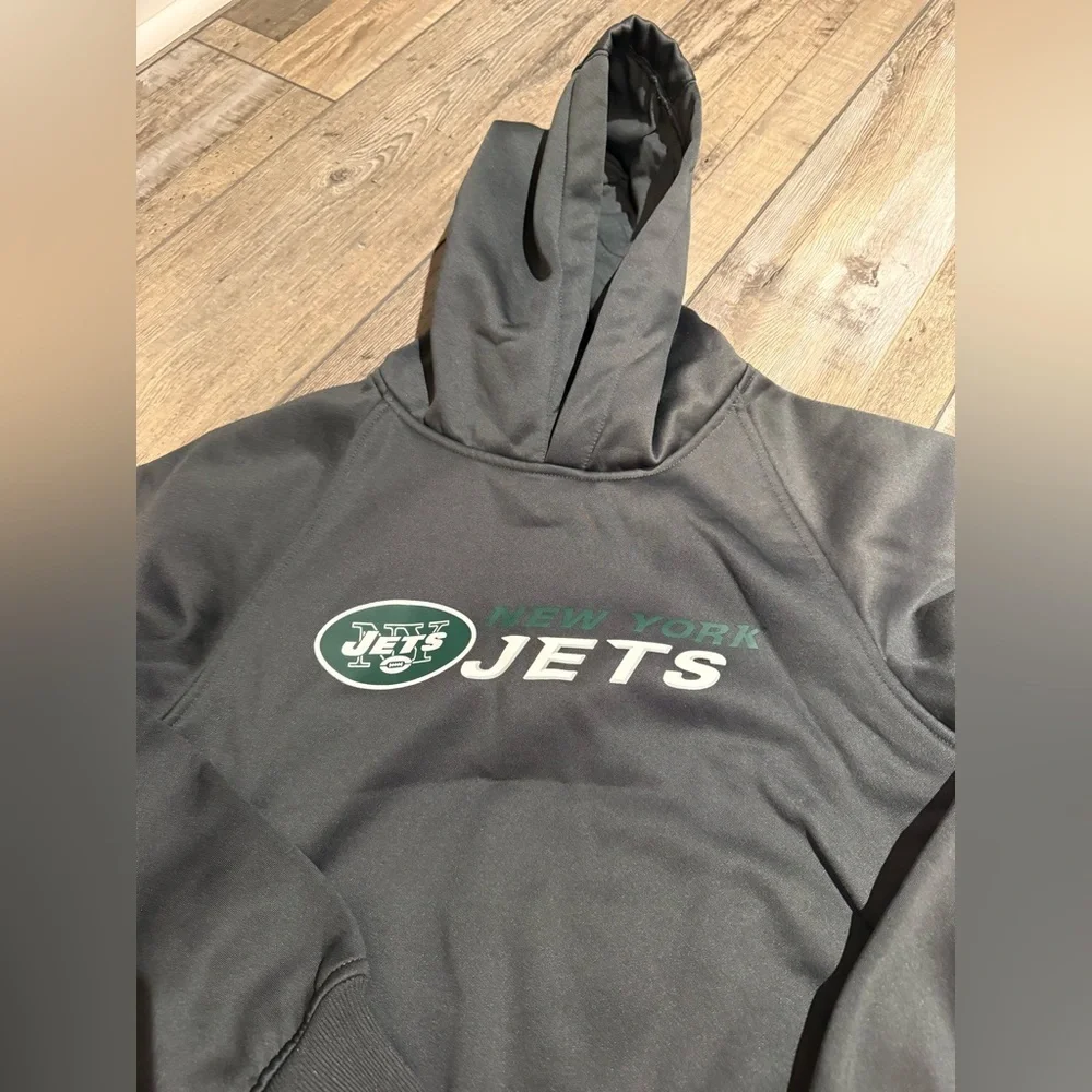Team Apparel stylish jets